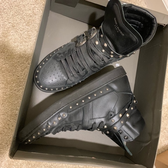 Saint Laurent - Picture 2 of 2